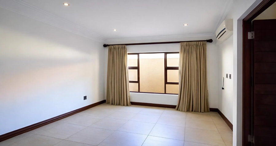 5 Bedroom Property for Sale in Pecanwood Estate North West